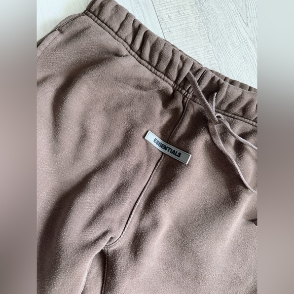 Essentials sweatpants | Brown - Picture 2 of 3